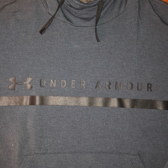 Under Armor hoodie with black logo - Picture 2 of 3